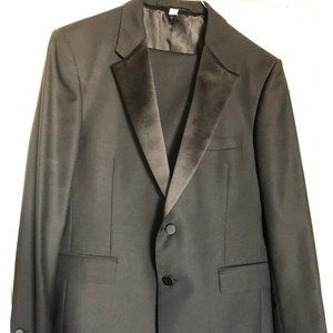 Burberry Black Mens Tuxedo Suit, 42R US/52R EU